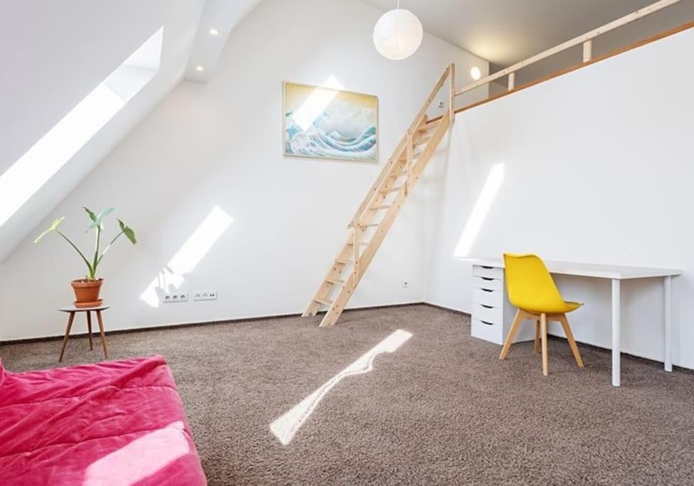 Beautiful Loft-apartment With A Large Terrace Apartmán *